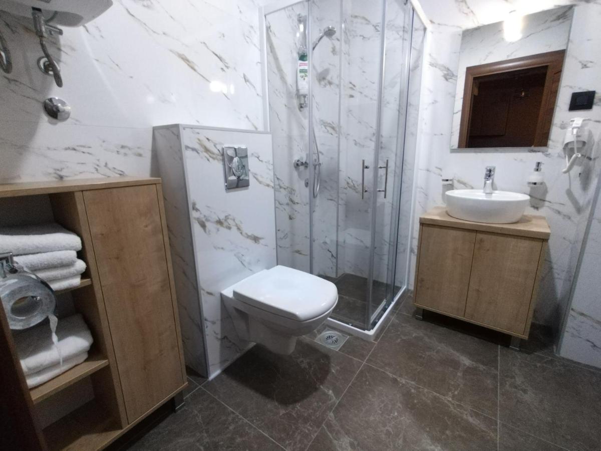 Apartmani Fantasia Cetinje Kültér fotó