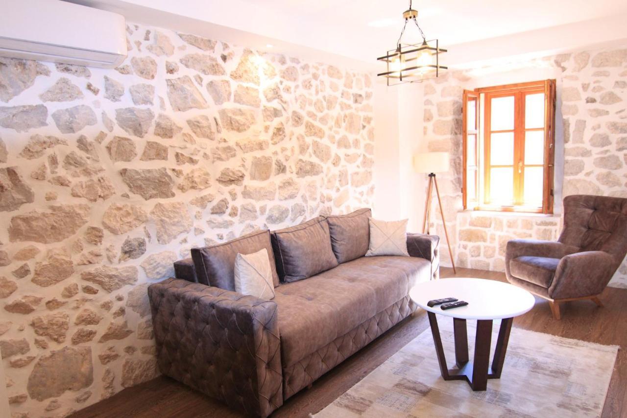 Apartmani Fantasia Cetinje Kültér fotó