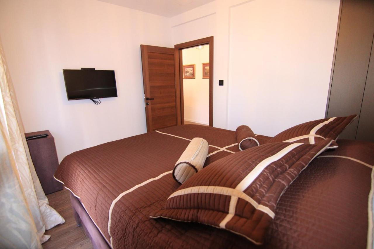 Apartmani Fantasia Cetinje Kültér fotó