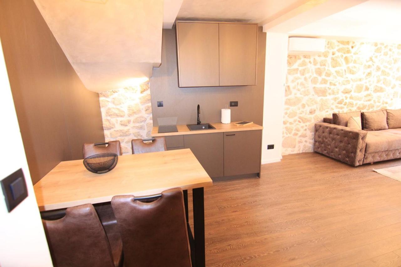 Apartmani Fantasia Cetinje Kültér fotó