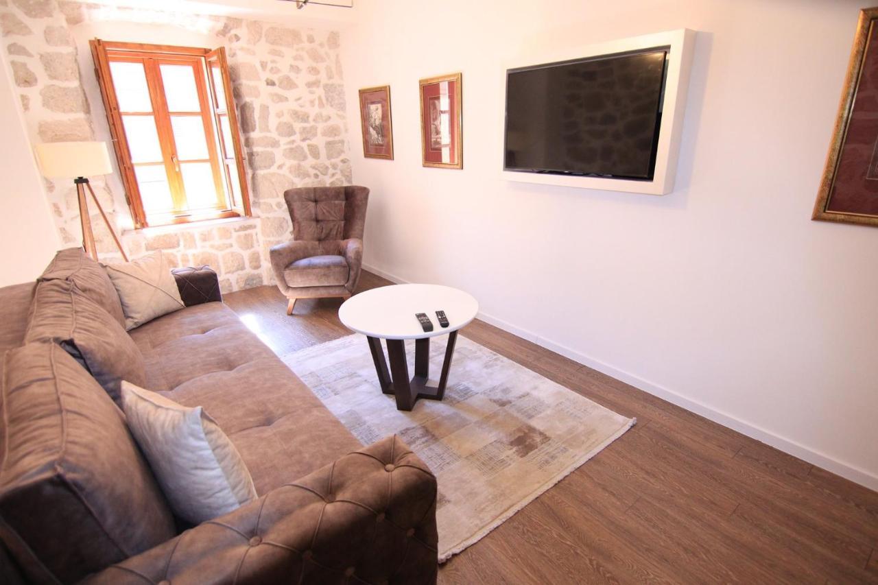 Apartmani Fantasia Cetinje Kültér fotó